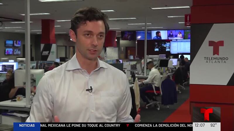 El senador demócrata de Georgia Jon Ossoff anunció 250,000 en programas de capacitación para...
